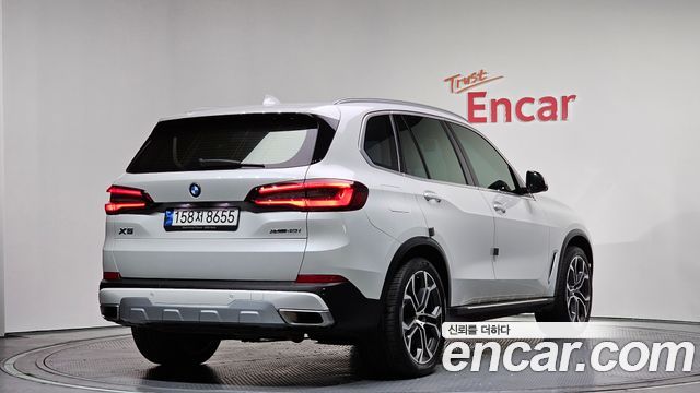 BMW X5 2023 — photo 2