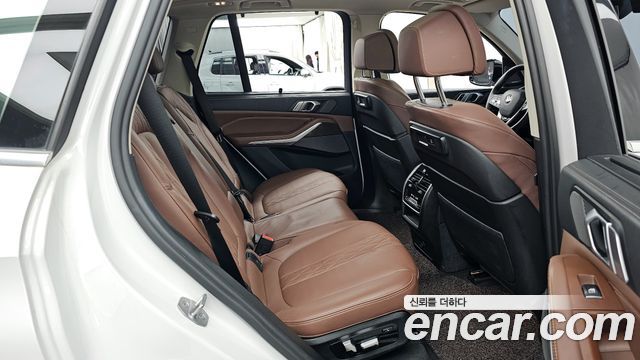 BMW X5 2023 — photo 12
