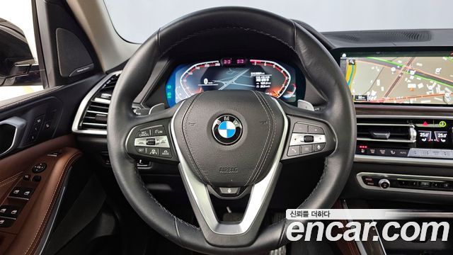 BMW X5 2023 — photo 13