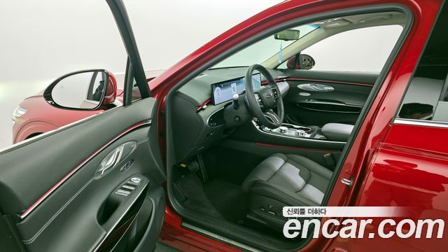 Genesis GV70 2025 — photo 10