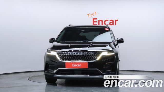 Kia Canival 2023 — photo 3