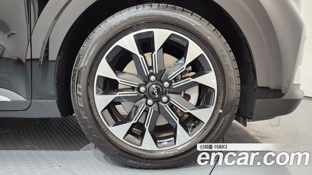 Kia Canival 2023 — photo 5