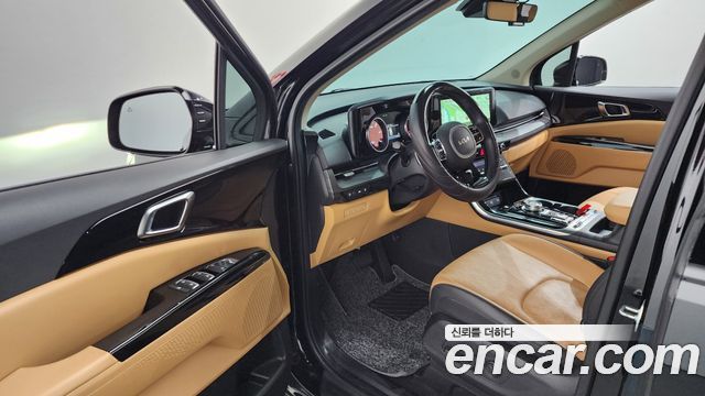 Kia Canival 2023 — photo 10