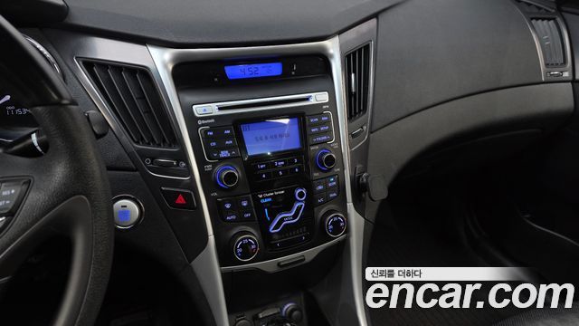 Hyundai Sonata 2013 — photo 14