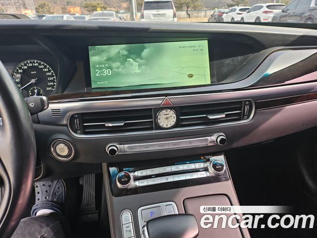 Genesis G90 2020 — photo 10