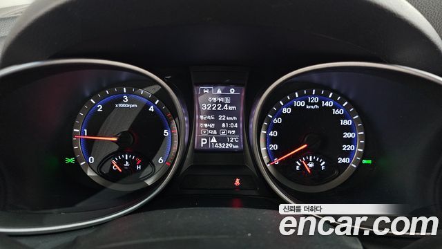 Hyundai Santafe 2014 — photo 8