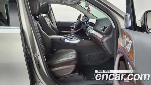 Mercedes-Benz GLS-Class 2020 — photo 11