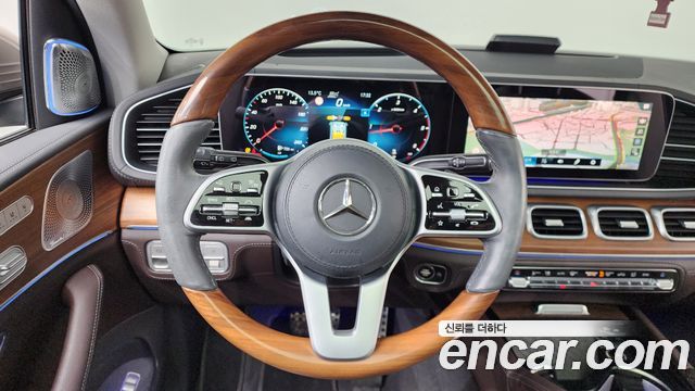 Mercedes-Benz GLS-Class 2020 — photo 13