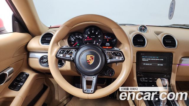 Porsche 718 2017 — photo 13