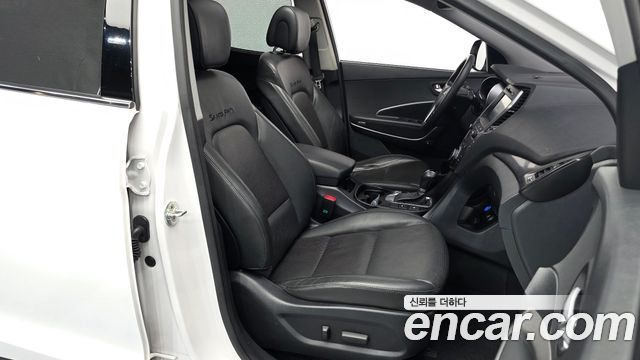 Hyundai Santafe 2016 — photo 10