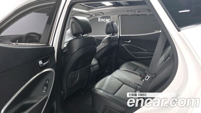 Hyundai Santafe 2016 — photo 12