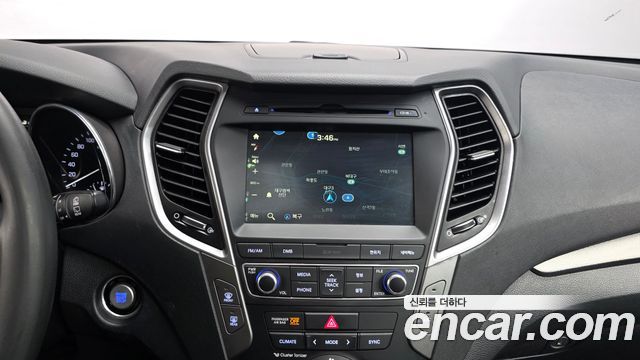 Hyundai Santafe 2016 — photo 16