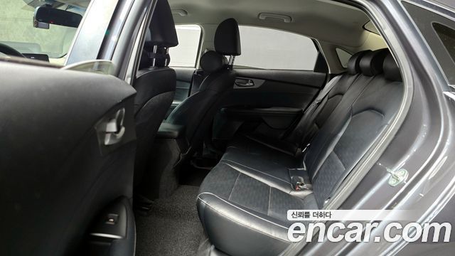 Kia K3 2019 — photo 12
