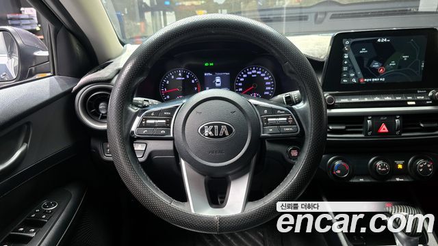 Kia K3 2019 — photo 14
