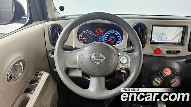 Nissan Cube 2011 — photo 13
