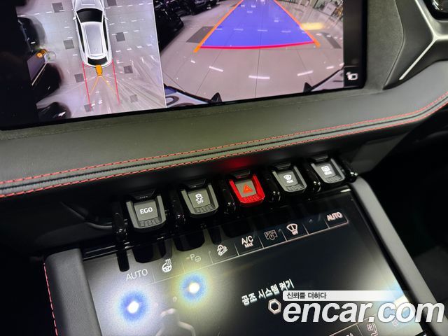 Lamborghini Urus 2025 — photo 10