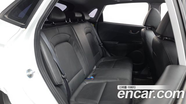 Hyundai Kona 2018 — photo 12