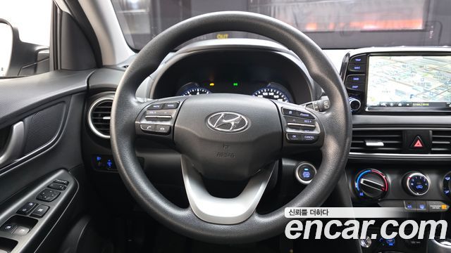 Hyundai Kona 2018 — photo 13