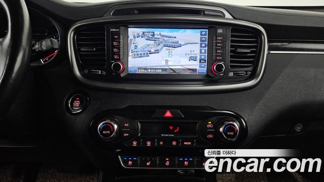 Kia Sorento 2015 — photo 15