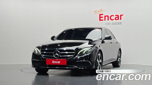 Mercedes-Benz E-Class 2020 — photo 3