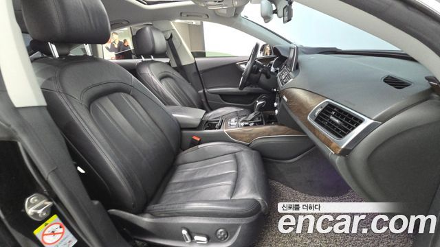 Audi A7 2016 — photo 11