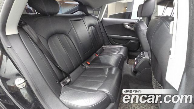 Audi A7 2016 — photo 12