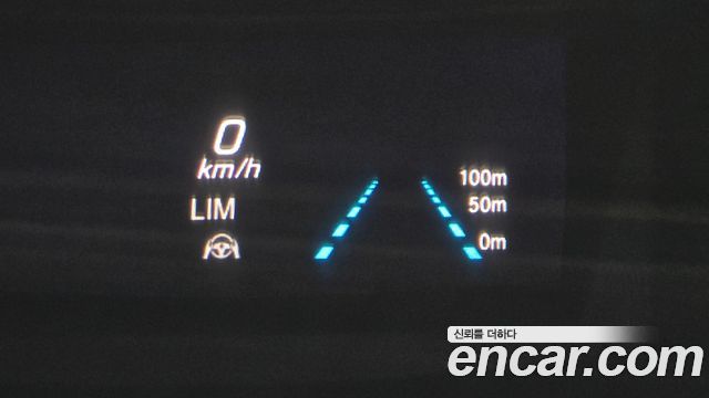 Mercedes-Benz E-Class 2023 — photo 16