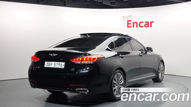 Genesis G80 2017 — photo 2