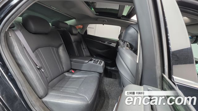 Genesis G80 2017 — photo 19