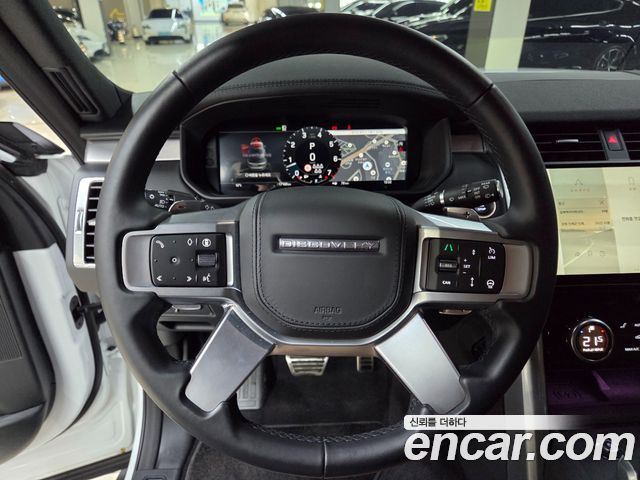 Land Rover Discovery 2025 — photo 10