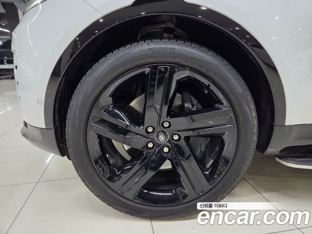 Land Rover Discovery 2025 — photo 20