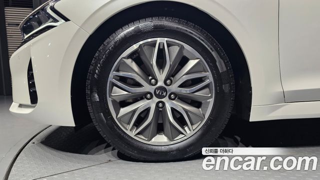 Kia K5 2021 — photo 5