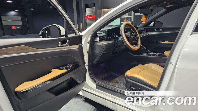 Kia K5 2021 — photo 11