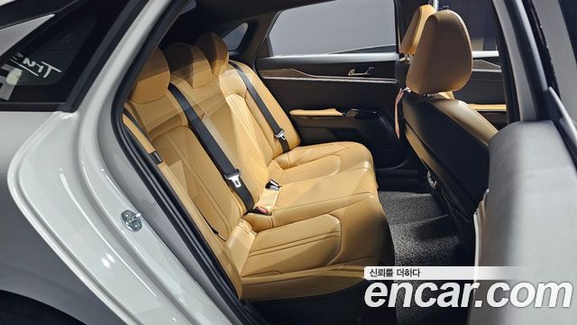 Kia K5 2021 — photo 12