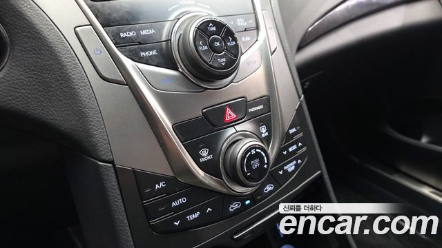 Hyundai Grandeur 2014 — photo 16