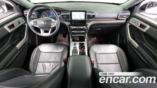 Ford Explorer 2021 — photo 7