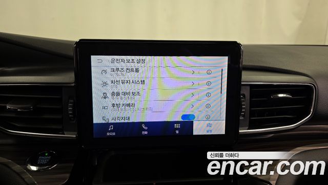 Ford Explorer 2021 — photo 16