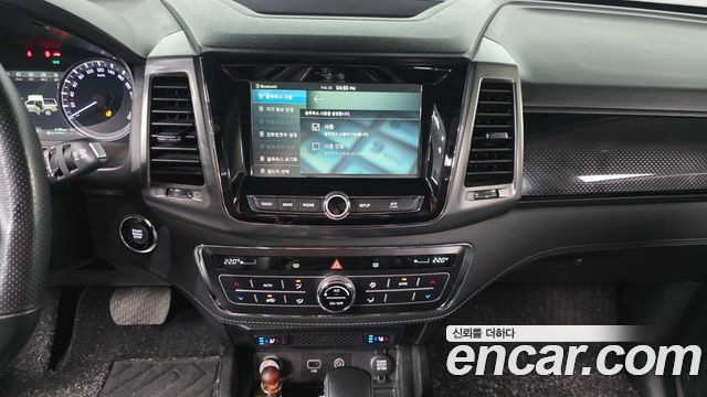 KG Mobility Rexton 2021 — photo 15