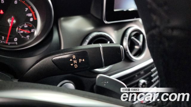 Mercedes-Benz CLA-Class 2019 — photo 9