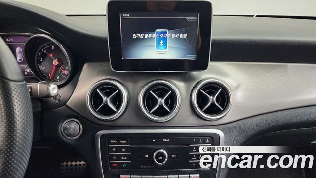 Mercedes-Benz CLA-Class 2019 — photo 14
