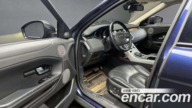 Land Rover Range Rover Evoque 2017 — photo 11
