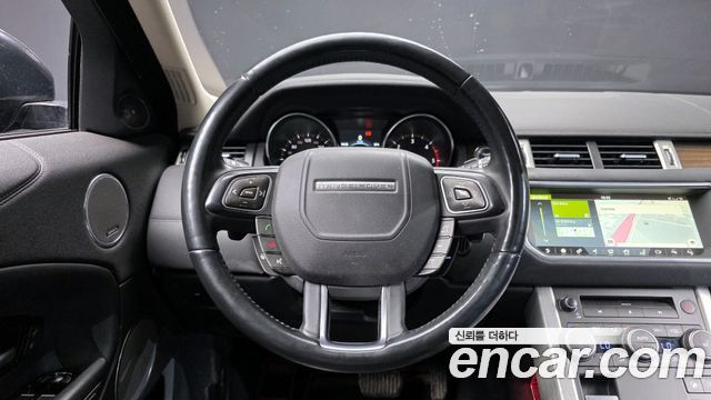 Land Rover Range Rover Evoque 2017 — photo 13