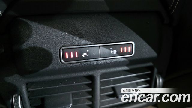 Land Rover Range Rover Evoque 2017 — photo 18