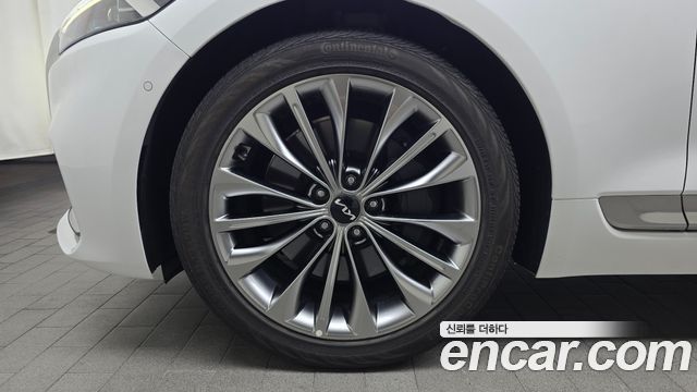 Kia K9 2022 — photo 5