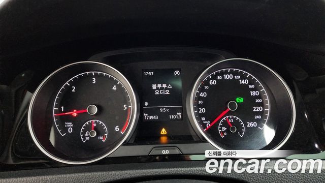 Volkswagen Golf 2015 — photo 8