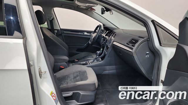 Volkswagen Golf 2015 — photo 11