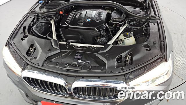 BMW 5-Series 2018 — photo 6
