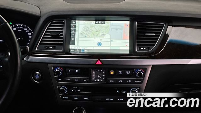 Hyundai Genesis 2016 — photo 14