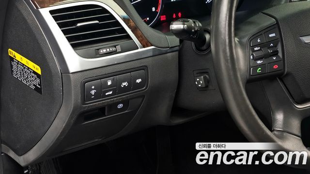 Hyundai Genesis 2016 — photo 16