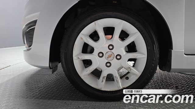 Chevrolet Korea Spark 2013 — photo 5